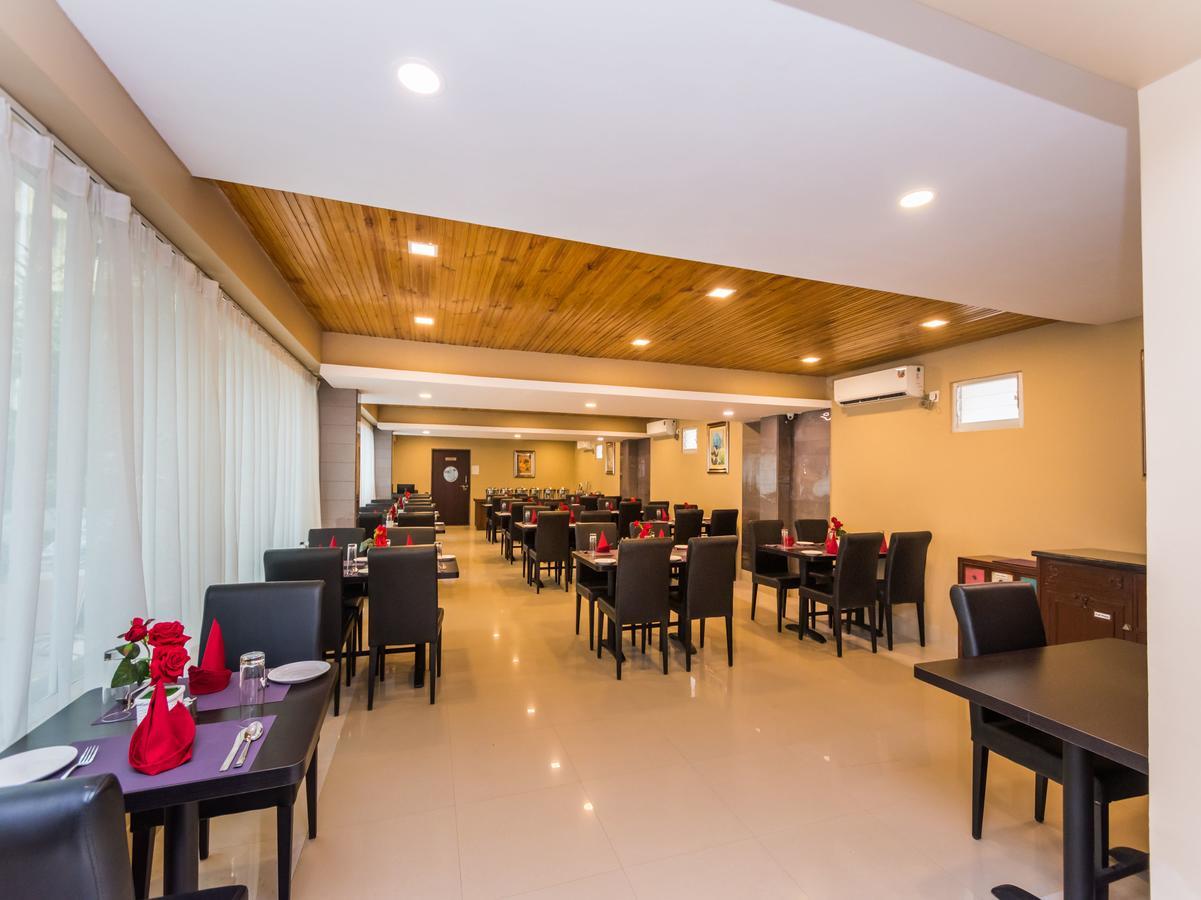 Central Courtyard Boutique Hotel Siliguri Buitenkant foto