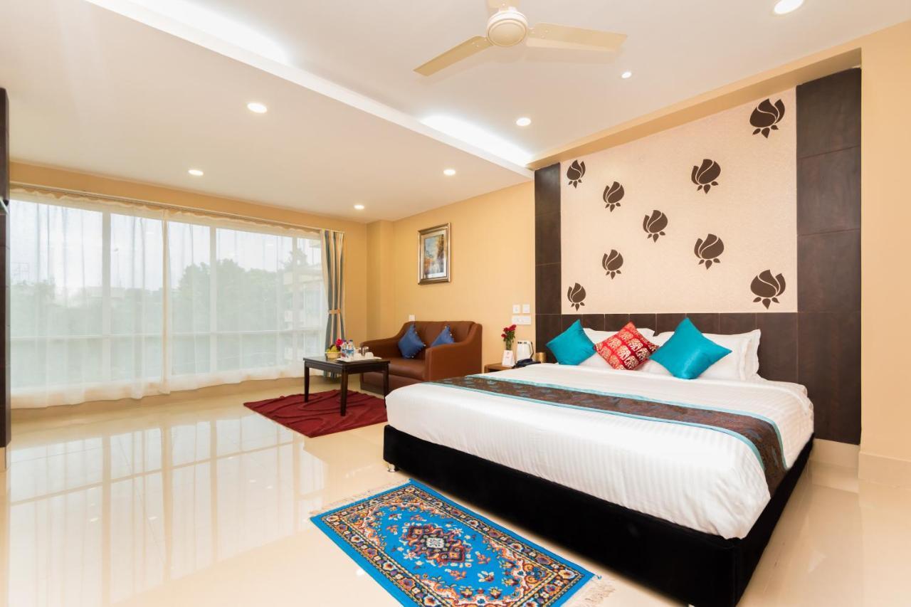 Central Courtyard Boutique Hotel Siliguri Buitenkant foto